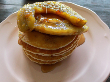 Gordon's Buttermilk Pancakes with Caramelized Bananas