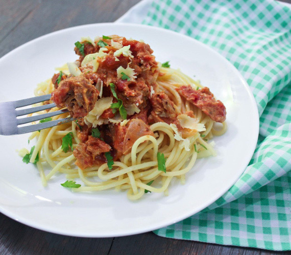 Pasta with Tuna and Tomato Cream Sauce