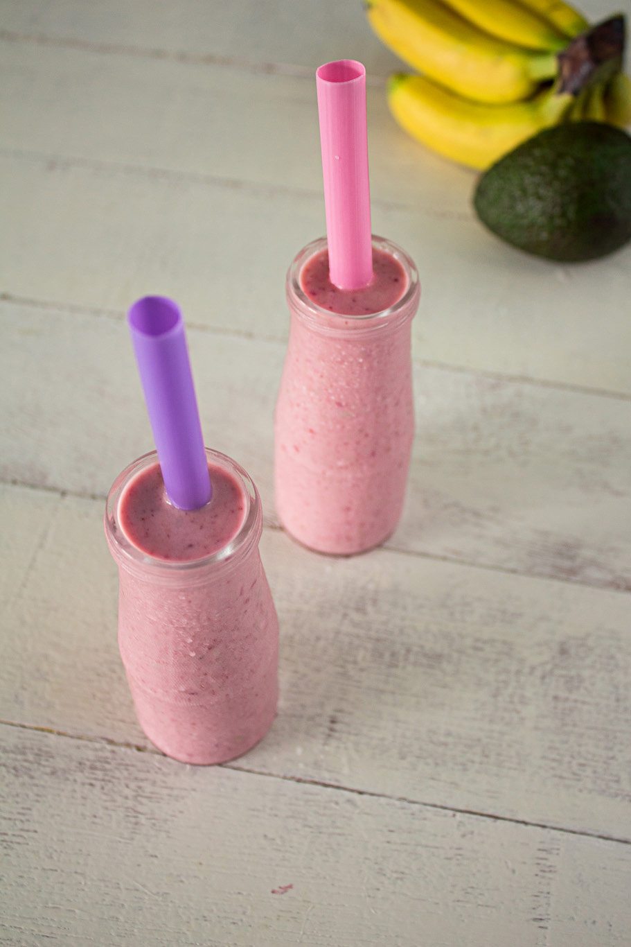 Banana Raspberry Avocado Smoothie Maya