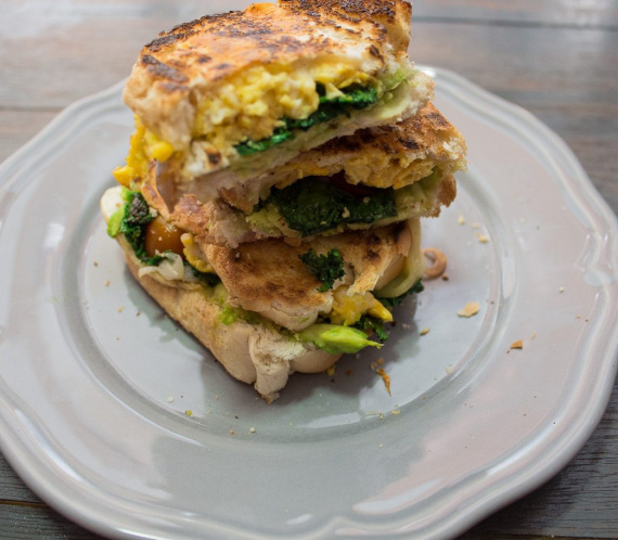 This Avocado, egg and kale Panini