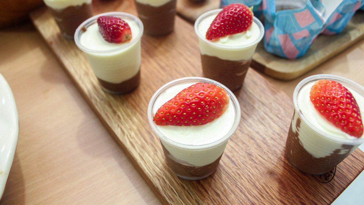 White and Dark Chocolate Mousse