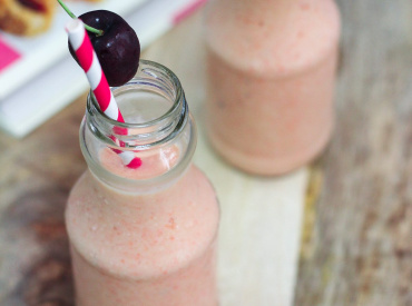 Carrot Peach and mango smoothie