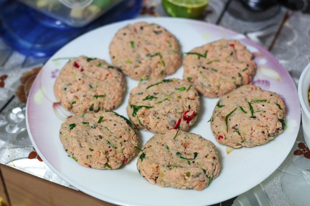 Thai Salmon Cakes and Corn Salad