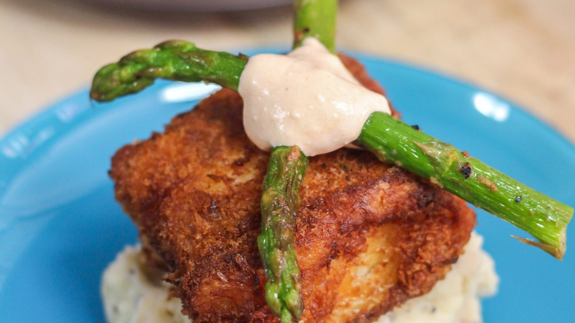 Crispy Cod with Mashed Potatoes and Creamy Chipotle Sauce