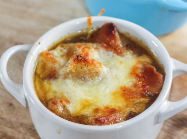 French Onion Soup with Garlic Croutons