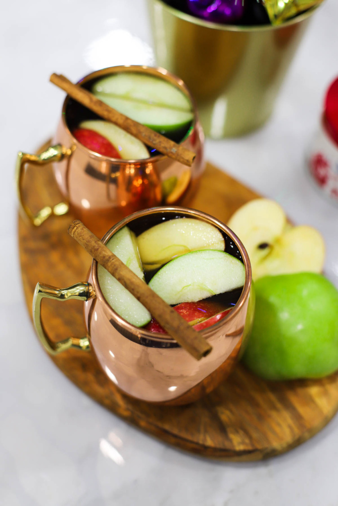Delicious Homemade Apple Cider 
