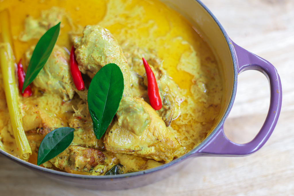 Ayam Masak Lemak Cili Padi recipe