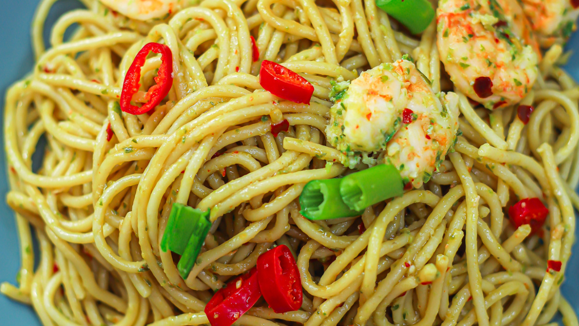 Delicious Asian Prawn Spaghetti