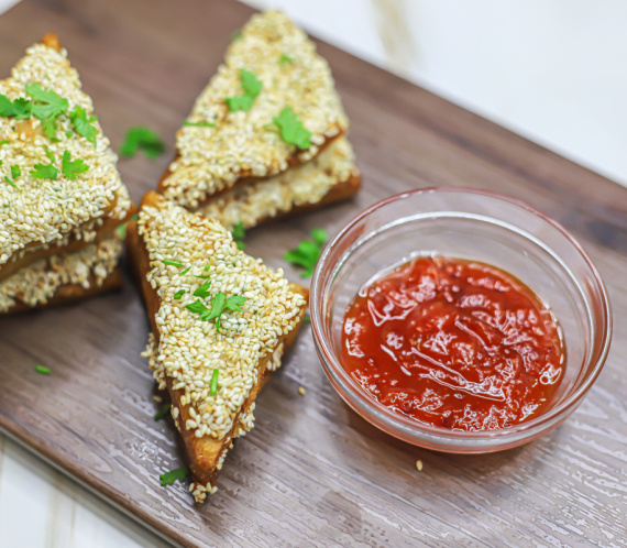 Sesame Prawn Toast